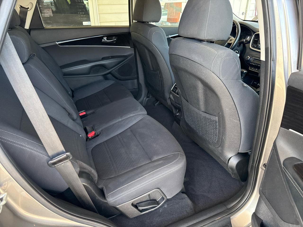 Used 2019 Kia Sorento AWD w/ LX Convenience Package image 15