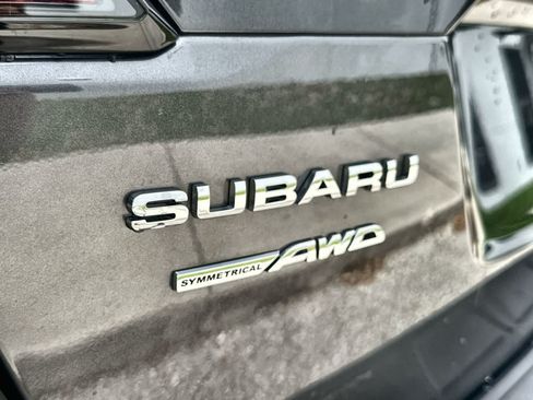 Used 2025 Subaru Outback Limited AWD/4WD image 15