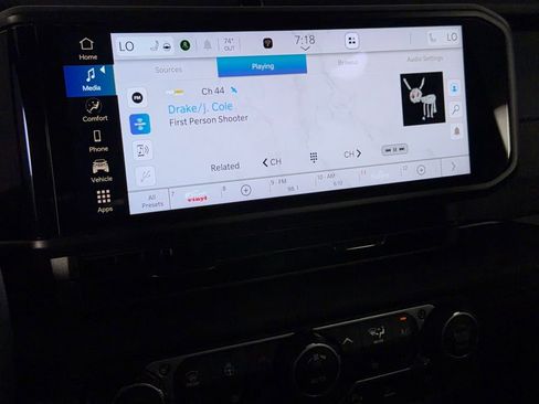 Certified 2024 Jeep Wrangler Unlimited Rubicon 4xe w/ Safety Group AWD/4WD image 17