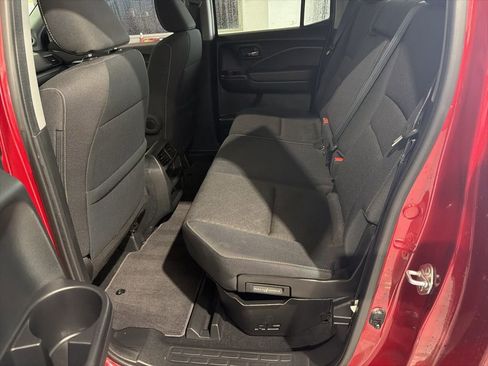 Used 2021 Honda Ridgeline Sport image 24