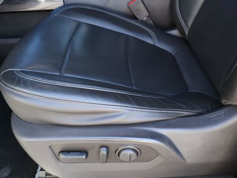 Used 2020 Chevrolet Silverado 2500 LTZ w/ Technology Package image 21