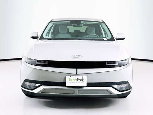 Used 2024 Hyundai Ioniq 5 SEL RWD image 2