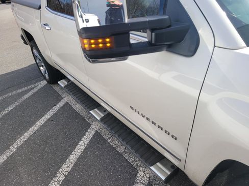 Used 2015 Chevrolet Silverado 1500 LTZ w/ LTZ Plus Package image 6