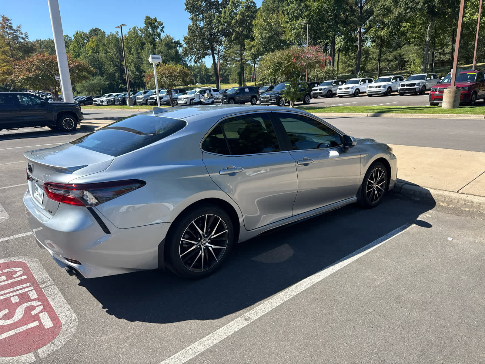 Certified 2024 Toyota Camry SE FWD image 3