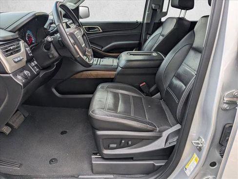 Used 2019 GMC Yukon Denali w/ Denali Ultimate Package image 14