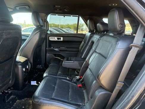 Used 2020 Ford Explorer Limited AWD/4WD image 18