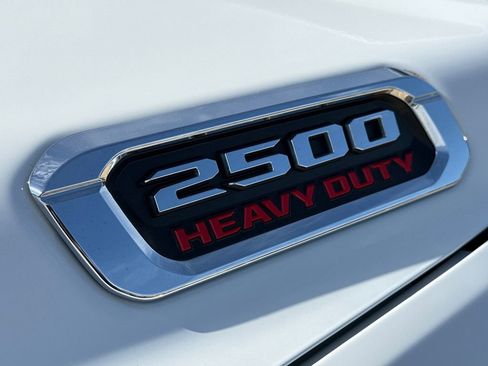 Used 2024 RAM 2500 Laramie AWD/4WD image 6