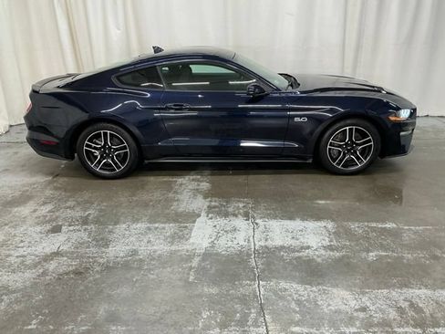 Used 2021 Ford Mustang GT RWD image 2
