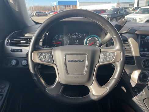 Used 2019 GMC Yukon XL Denali w/ Denali Ultimate Package image 19