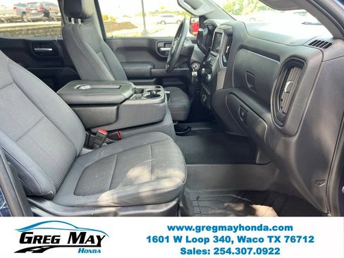 Used 2020 Chevrolet Silverado 1500 Custom w/ Custom Value Package RWD image 13