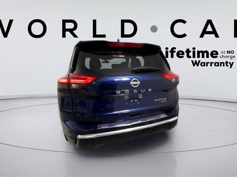 Used 2024 Nissan Rogue Platinum w/ Platinum Premium Package image 11