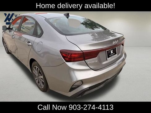 Used 2023 Kia Forte LXS FWD image 2