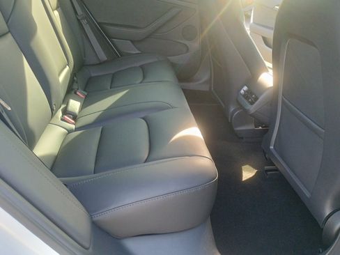 Used 2023 Tesla Model 3 Performance image 20