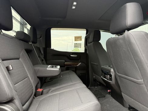 Used 2021 GMC Sierra 1500 Elevation w/ X31 Off-Road Package AWD/4WD image 11