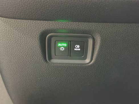 Certified 2026 Porsche Cayenne E-Hybrid AWD/4WD image 35
