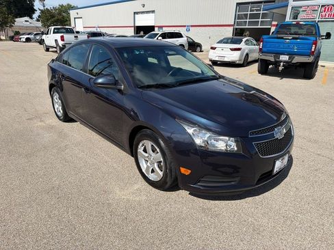 Used 2014 Chevrolet Cruze LT w/ All-Star Edition FWD image 2
