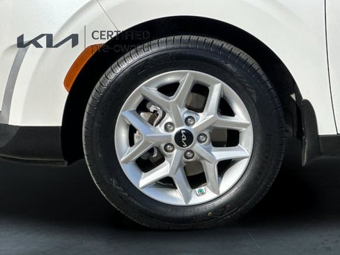 Certified 2023 Kia Soul LX w/ LX Technology Package image 25