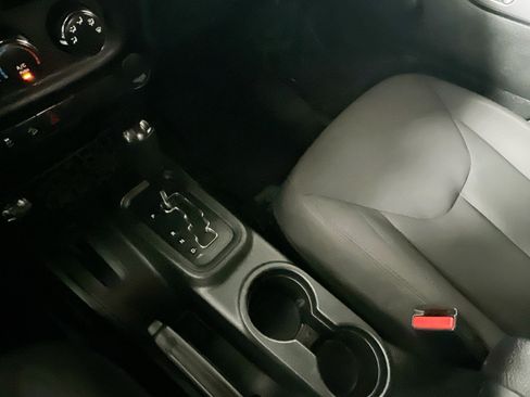 Used 2017 Jeep Wrangler Unlimited Sport w/ Max Tow Package image 17