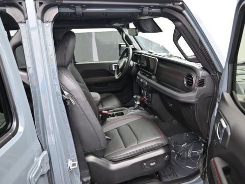 New 2026 Jeep Wrangler Unlimited Rubicon image 25