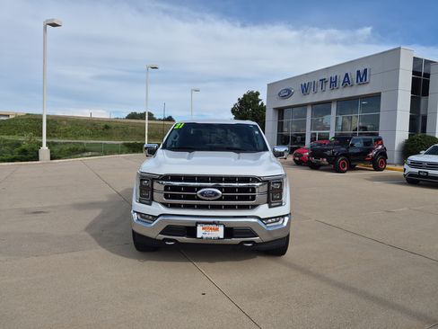 Used 2021 Ford F150 Lariat w/ Equipment Group 502A High AWD/4WD image 3