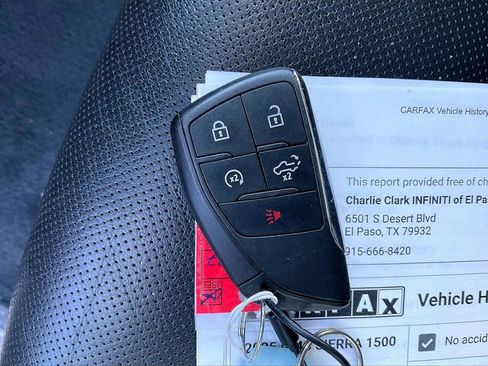 Used 2025 GMC Sierra 1500 SLT image 10