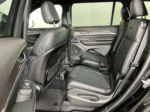 New 2026 Jeep Grand Cherokee L Limited image 27