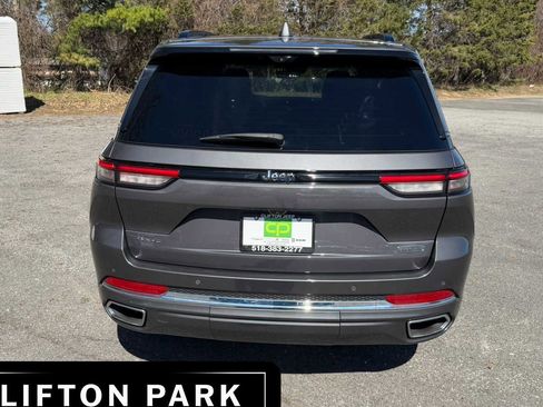 Used 2022 Jeep Grand Cherokee Overland w/ Luxury Tech Group IV image 5