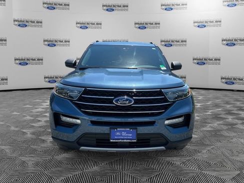 Used 2020 Ford Explorer XLT w/ Equipment Group 202A AWD/4WD image 8