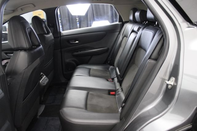 Used 2024 Nissan Ariya AWD image 27
