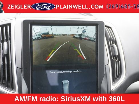 Used 2024 Ford Edge SEL w/ Convenience Package AWD/4WD image 2