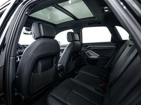 New 2025 Audi Q3 2.0T Premium image 18