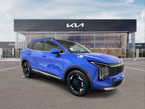 New 2026 Kia Sportage EX FWD image 2