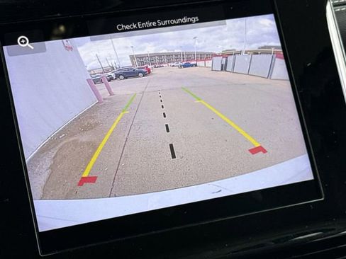 Used 2023 Jeep Grand Cherokee L Laredo image 17