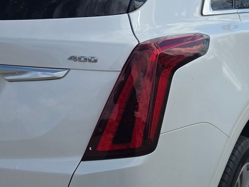 Used 2021 Cadillac XT5 Premium Luxury image 13