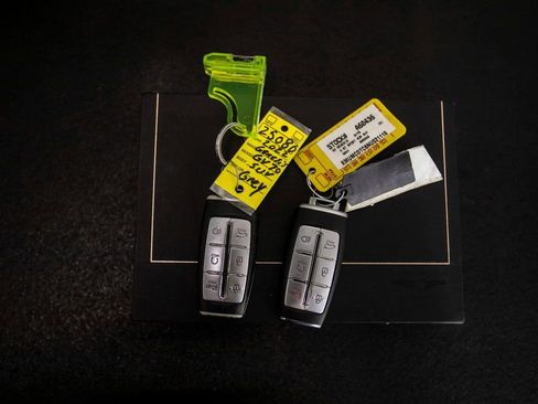 Used 2022 Genesis GV70 3.5T Sport image 47