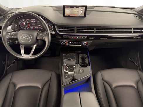 Used 2019 Audi Q7 3.0T Prestige w/ Prestige Package AWD/4WD image 19