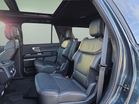 New 2026 Ford Expedition Tremor image 11