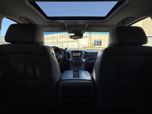 Used 2015 Chevrolet Suburban LTZ image 32