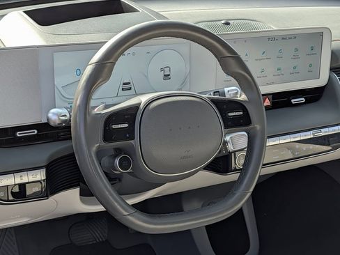 Certified 2024 Hyundai Ioniq 5 Limited RWD image 17