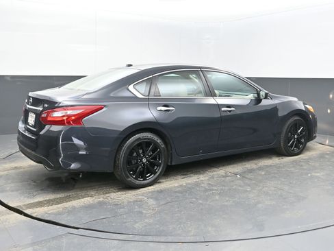 Used 2018 Nissan Altima 2.5 SV image 7