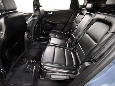 Used 2024 Ford Escape Platinum AWD/4WD image 15