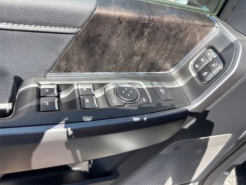 New 2025 Ford F350 Lariat w/ Chrome Package image 16