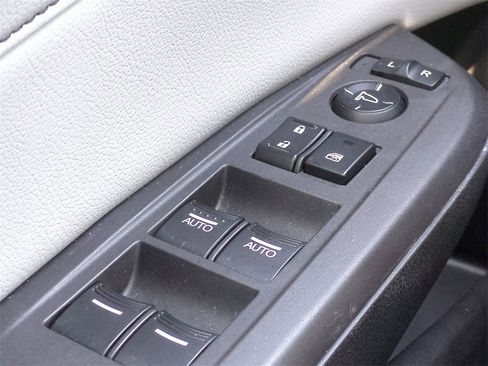 Certified 2020 Acura ILX w/ Premium Package image 23