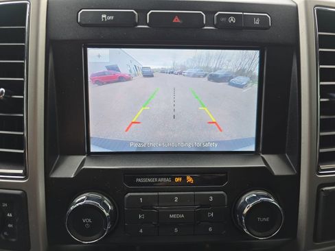 Used 2020 Ford F150 Lariat AWD/4WD image 23