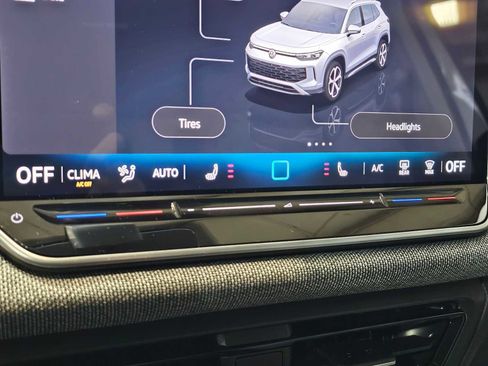 New 2025 Volkswagen Tiguan S image 30