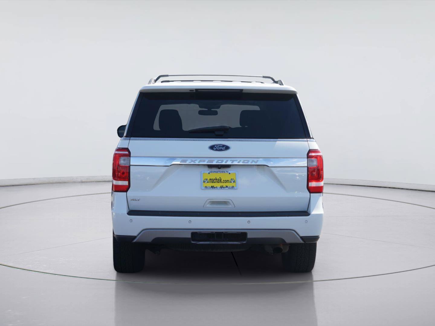 Used 2020 Ford Expedition XLT w/ Equipment Group 202A RWD image 7
