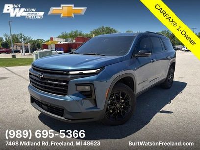 Used 2025 Chevrolet Traverse LT w/ Midnight/Sport Edition