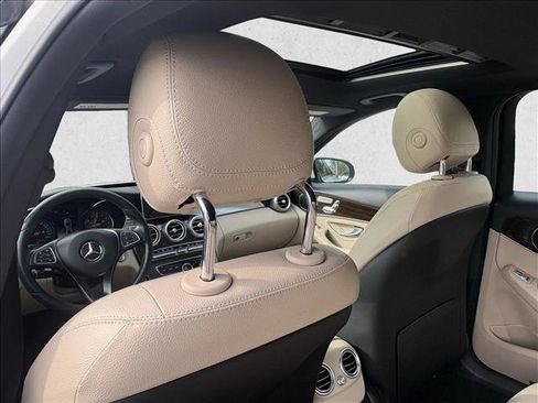 Used 2018 Mercedes-Benz C 300 Sedan image 15