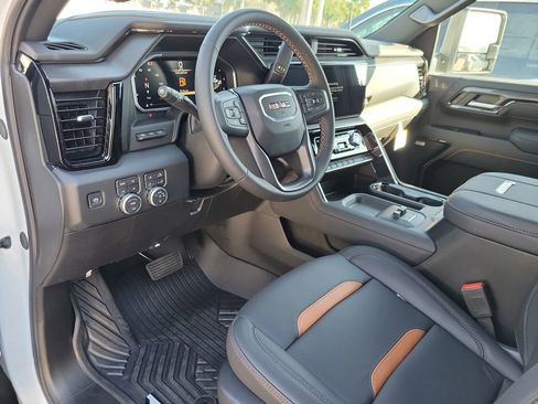 New 2026 GMC Sierra 3500 AT4 w/ AT4 Premium Plus Package AWD/4WD image 17