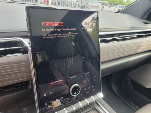 New 2025 GMC Sierra EV Denali image 21